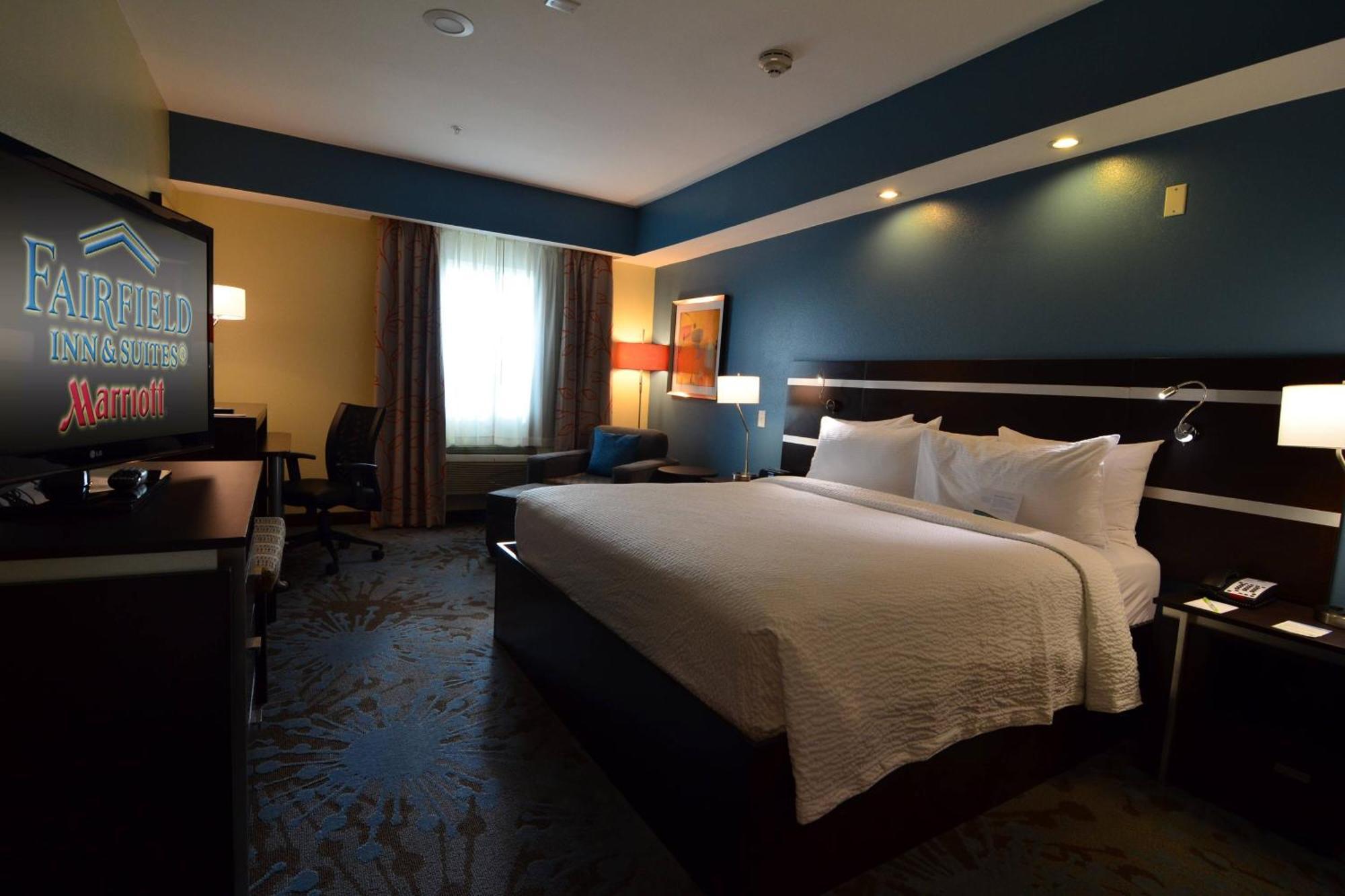 Fairfield Inn And Suites By Marriott North Spring Eksteriør bilde